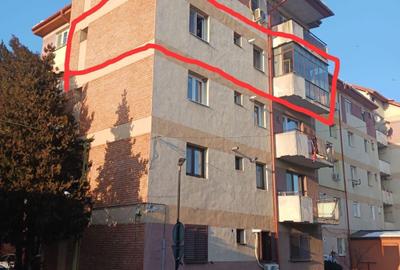 Apartament cu 3 camere decomandat în Central - 4