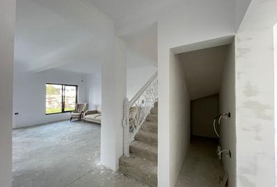 Duplex cu 5 camere cu Teren 304 Mp în Ghiroda - 2