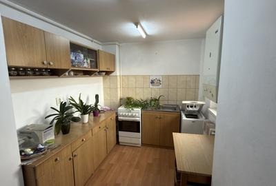 Apartament cu 2 camere decomandat, mobilat în Blaj