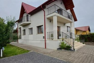 Casa cu 5 camere, 196 mp, 600 mp teren, in cartierul Primave - 13