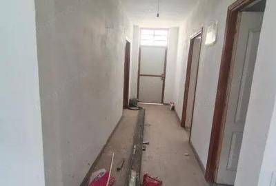 Casă cu 3 camere cu Teren 120 Mp în Central - 4