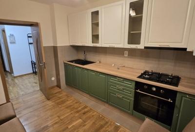 Apartament cu 3 camere decomandat în Bistrița Lac