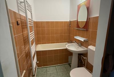 Apartament cu 2 camere decomandat în Central - 8