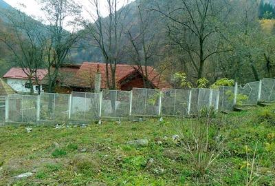 Teren de 2700 mp, în Central - 4