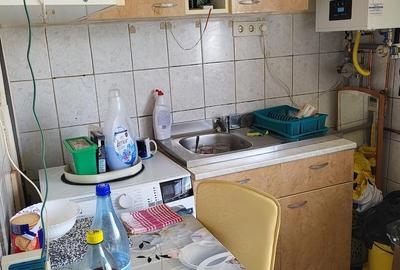 Garsonieră decomandată în Central - 1