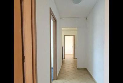 Apartament cu 4 camere, decomandat - zona Grivitei - 7
