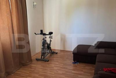 Casă cu 4 camere cu Teren 916 Mp în Dumbrăvița