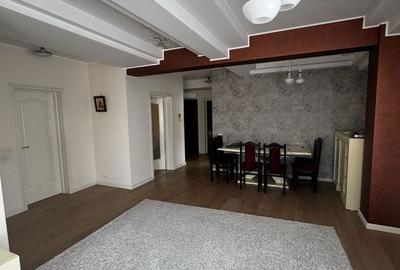 Apartament cu 3 camere decomandat în Central - 4