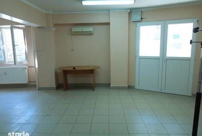 Spațiu comercial, de 44 mp, în Pantelimon