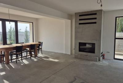 Casa de vanzare Comuna 1 Decembrie - 4