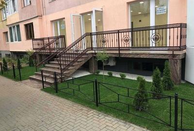 Spațiu comercial, de 53 mp, în Central - 3