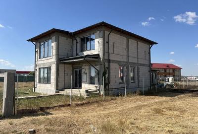 Casă cu 4 camere în Cumpăna - 2