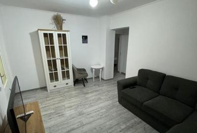 Apartament 3 Camere Piata Progresul | Balcon | Debara - 1
