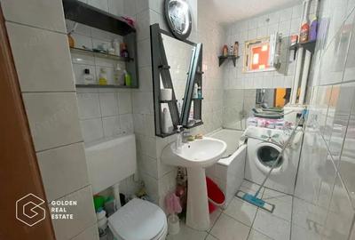 Apartament cu 3 camere, decomandat, etaj intermediar, zona Dacia - 7