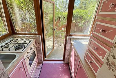 Apartament cu 7 camere decomandat în Bucium - 11