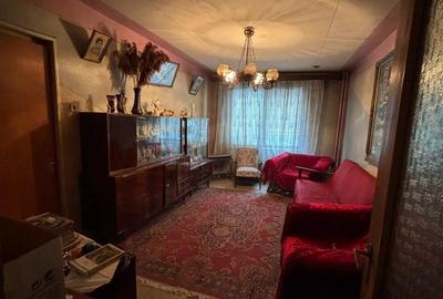 Apartament cu 3 camere semidecomandat, mobilat în Lujerului