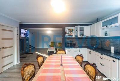 Casă cu 3 camere cu Teren 4060 Mp în Central