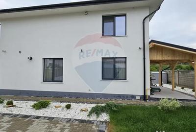 Casă cu 5 camere cu Teren 429 Mp în Lisaura - 11