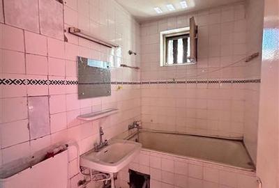 Apartament cu 3 camere semidecomandat în Central - 6
