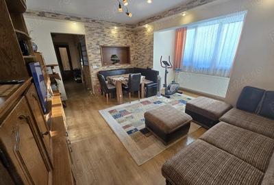 Re?i?a, apartament 4 camere, 100 mp, etaj 2, zona Micro II
