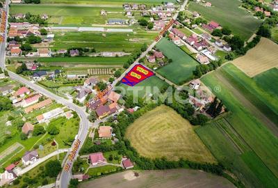 Spațiu comercial, în Stupini