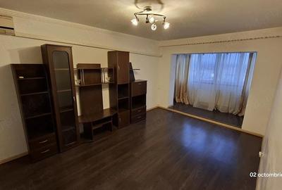 Apartament cu 3 camere decomandat în Central - 1