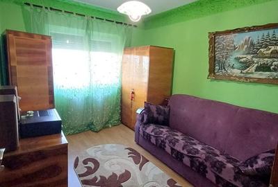 Apartament cu 4 camere decomandat în Central - 1