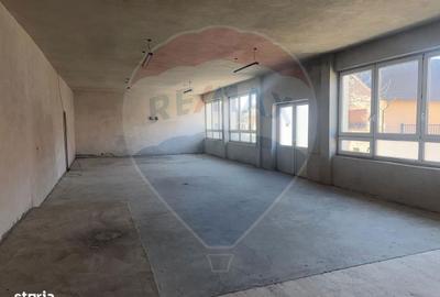 Spațiu comercial, de 330 mp, în Lancrăm - 2