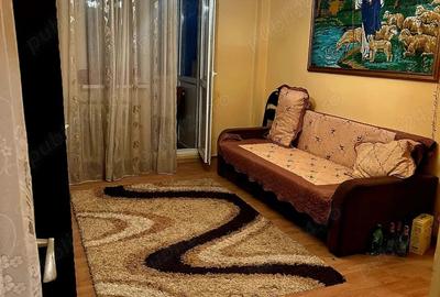 Apartament de Vanzare 3 Camere Semidecomandat - 5