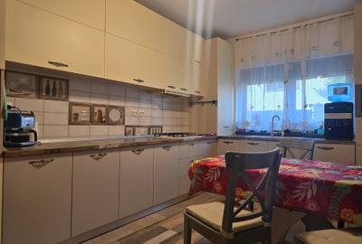 Duplex cu 5 camere cu Canalizare în Est - 9