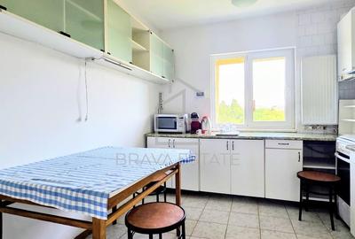 Apartament 3 camere, 2 bai, balcon, zona UMF - 5