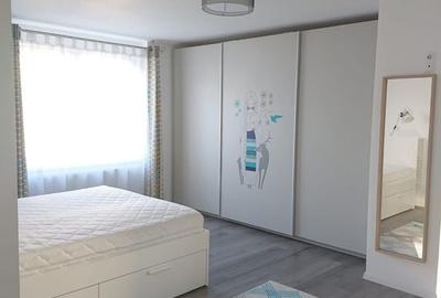 Apartament cu 3 camere spațios si luminos pe Bld Pandurilor