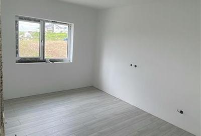 Apartament cu 2 camere decomandat în Bucium - 4