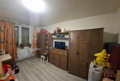 Apartament cu 2 camere decomandat în Baba Novac - 1