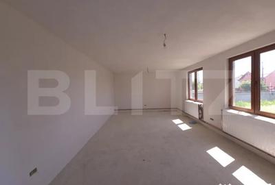 Casă cu 5 camere cu Teren 1204 Mp în Central - 2