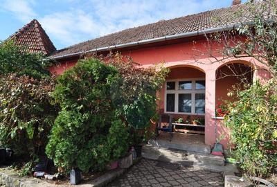 Casa cu teren ?i anexe, curte generoasa, poten?ial ur... Casa cu teren ?i anexe, curte generoasa, poten?ial ur... - 3