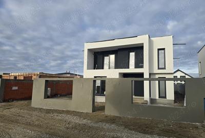 Casa de vanzare in Sanmartin - 4