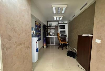 Spațiu comercial, de 100 mp, în Central - 12