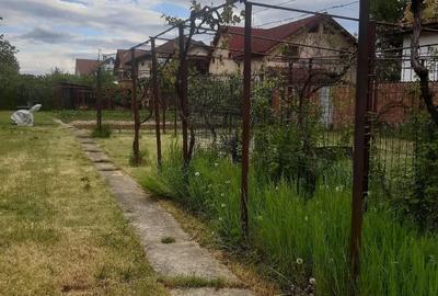 Casă cu Teren 1471 Mp în Central - 4