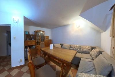 Casă individuală cu 6 camere cu Garaj în Tractorul - 8