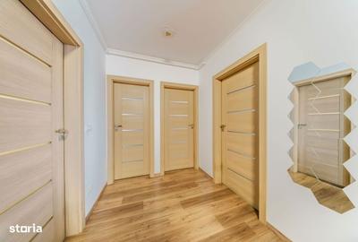 Apartament cu 3 camere în Central - 2