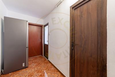 Garsonieră decomandată, mobilată în Mioveni - 8