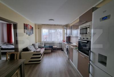Apartament 3 camere cu balcon, etaj intermediar zona Petrom