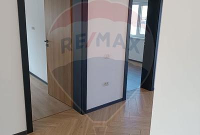 Casă cu 4 camere cu Teren 500 Mp în Tărlungeni - 3