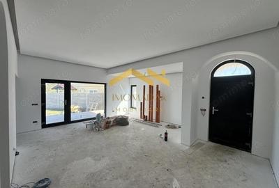 Casă cu 3 camere cu Canalizare în Utvin - 8