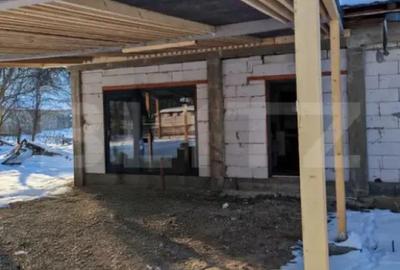 Casă cu 4 camere cu Teren 867 Mp în Central - 11