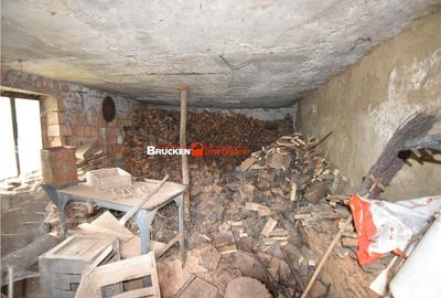Casă cu 4 camere cu Teren 2066 Mp în Central - 4