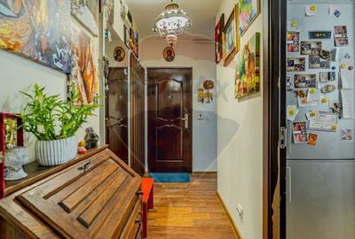 Apartament 2 camere, decomandat, parter + beci + 2 parcari =74,000 - 6