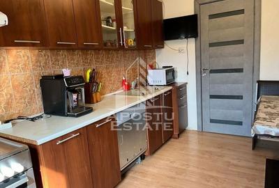 Apartament 3 camere, 2 bai,  conf 1, decomandat,renovat, zona Soarelui - 6