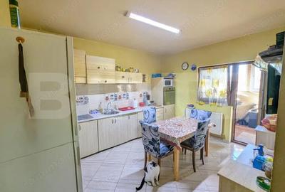 Casa spatioasa cu mansarda, 190 mp utili, teren generos - 9